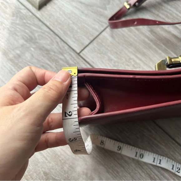 Darling Red Faux Leather Clutch Shoulder Bag - Picture 11 of 14